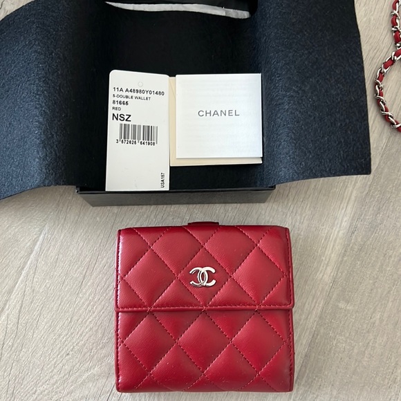 Chanel flap small double wallet lambskin with chain - Picture 1 of 16
